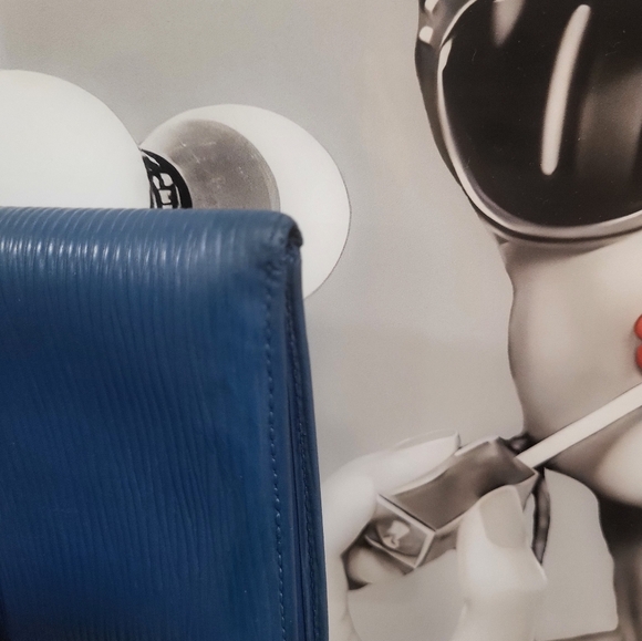 Louis Vuitton Blue Epi Bifold Wallet - Picture 9 of 9